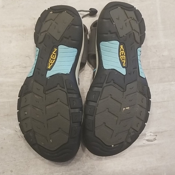 💕KEEN💕 Newport H2 Closed Toe Water Shoe 8.5 - Picture 8 of 11